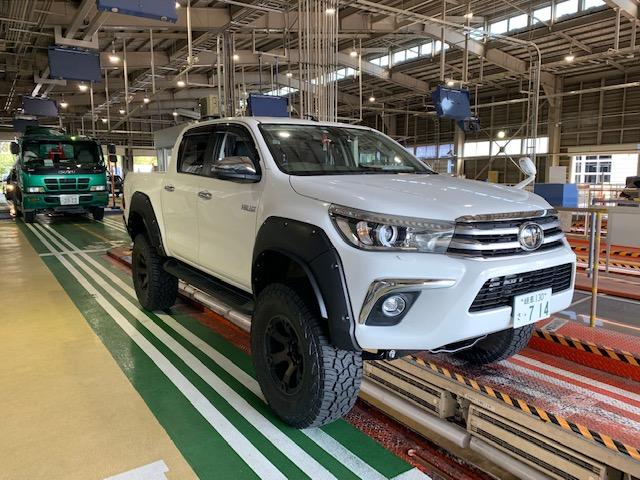 PROCOMP  HILUX 完成 !!