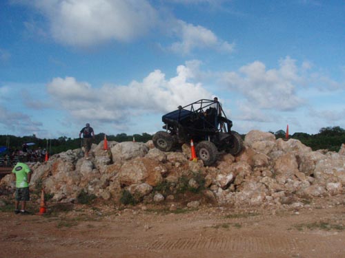 2007 GUAM smokin wheels offroad race (4/14.15) 89