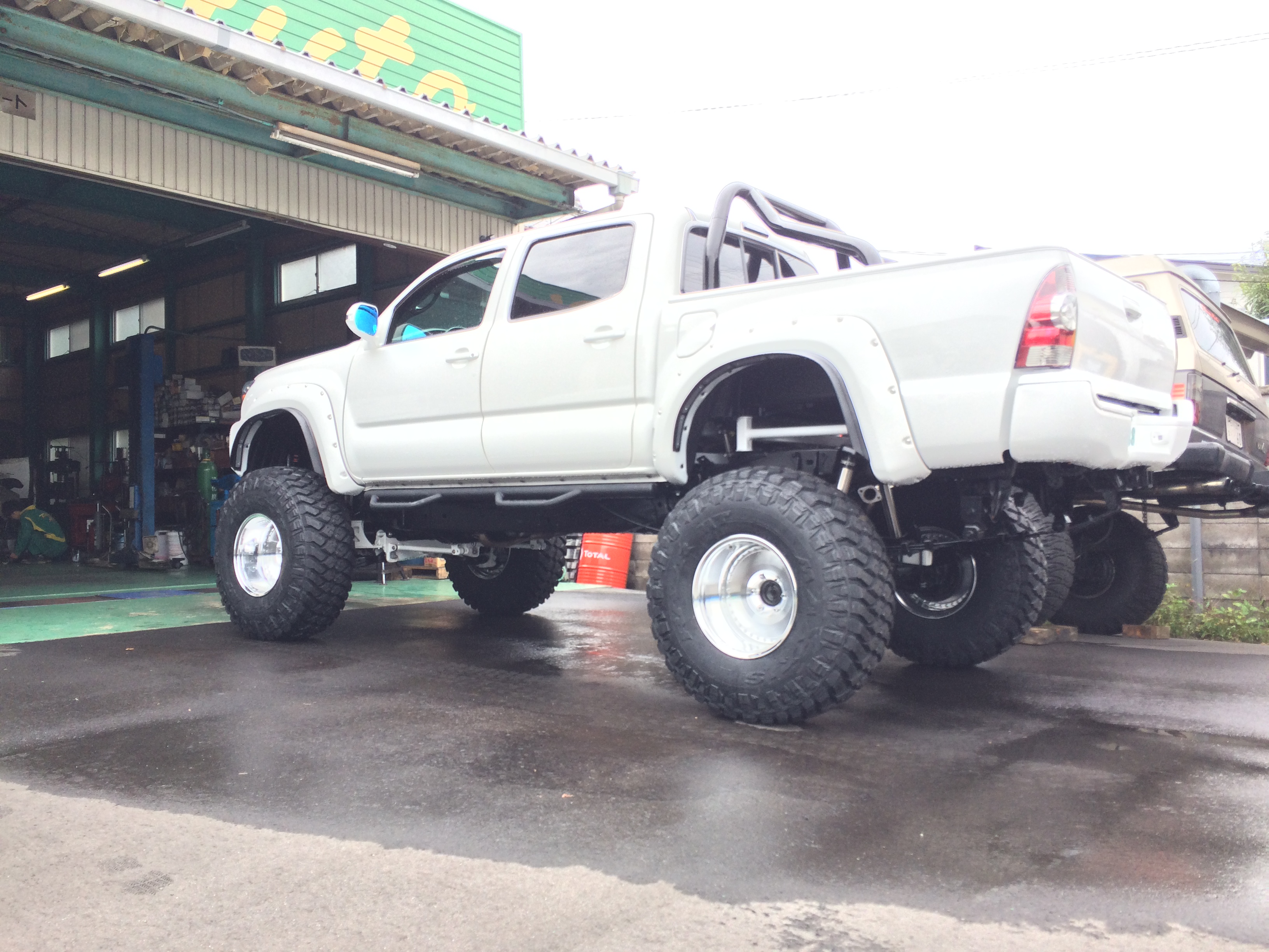 MAXXIS RAZR